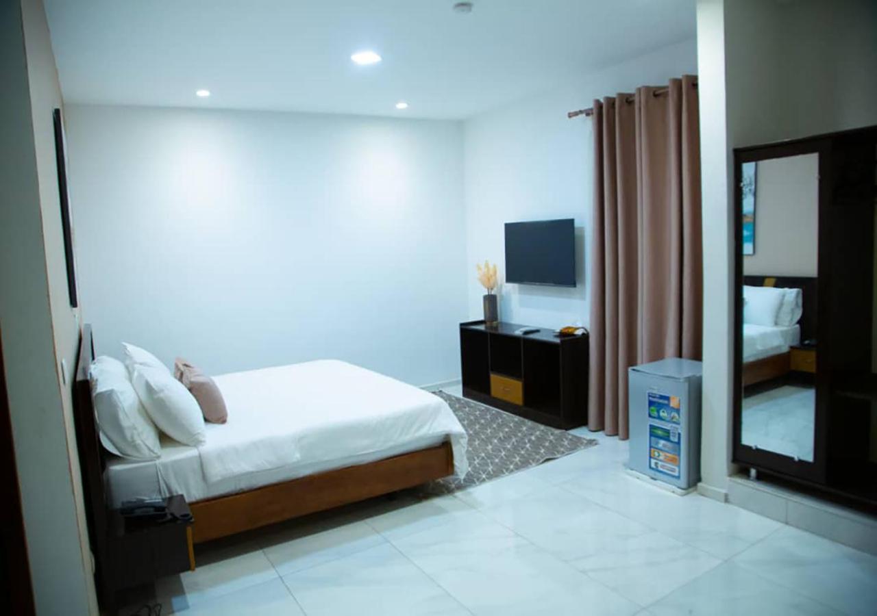 Onyx Hotel Yamoussoukro Exterior foto